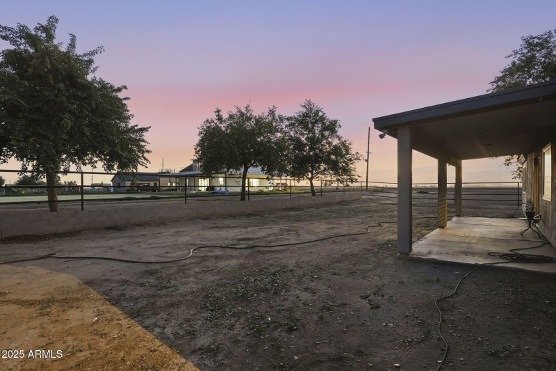 35-web-or-mls-ListerPros - Twilight-27