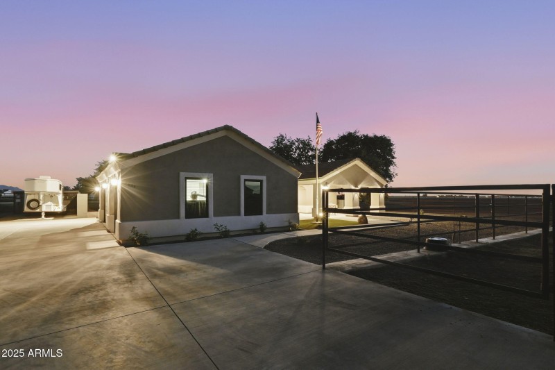 40-web-or-mls-ListerPros - Twilight-32