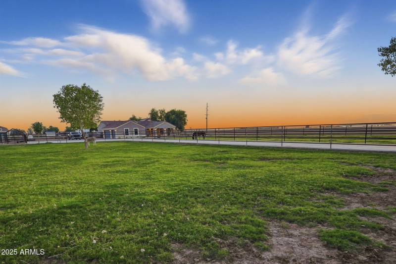 101-web-or-mls-ListerPros-55