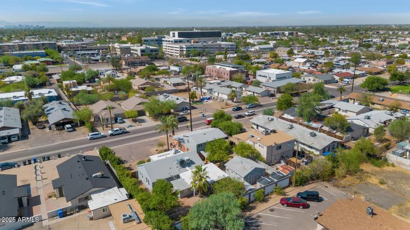 Copy of 316 E Vogel Ave-large-006-005-31