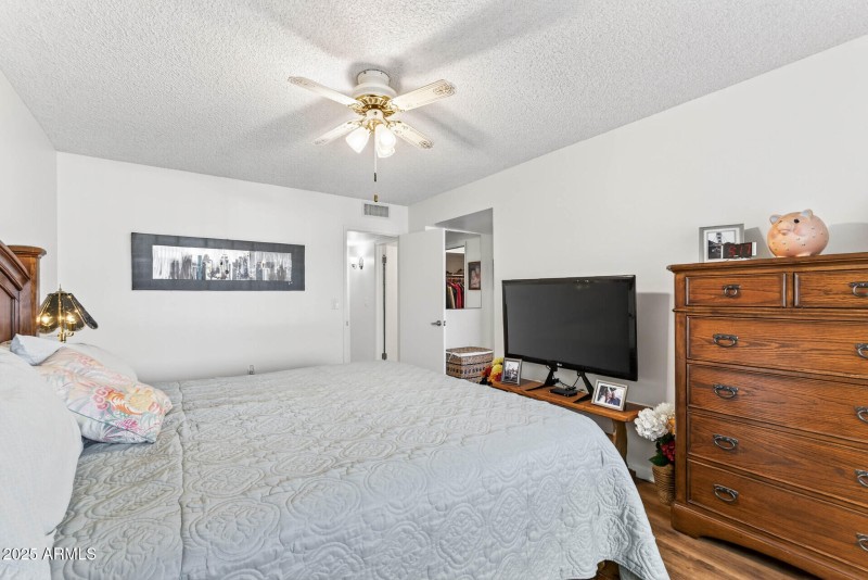 35_10448_W_Tropicana35_mls