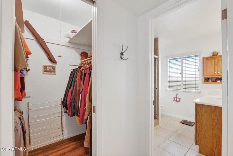 36_10448_W_Tropicana36_mls