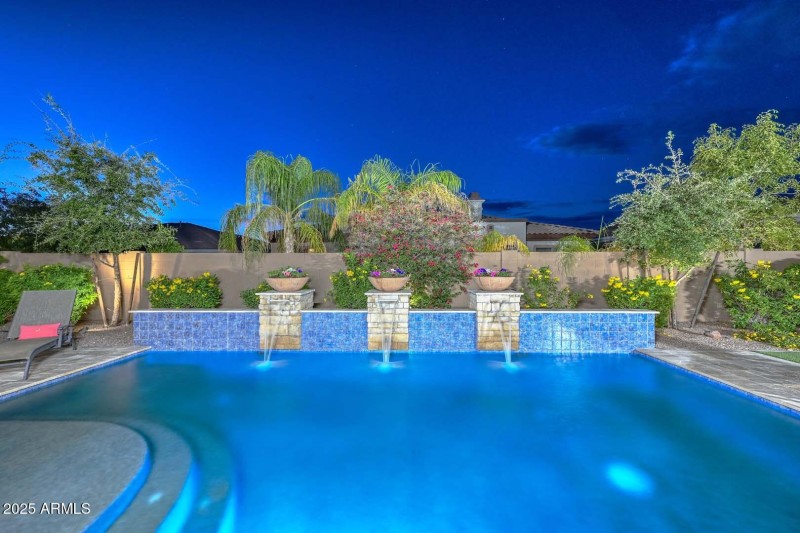 Night-Pool Water Feature