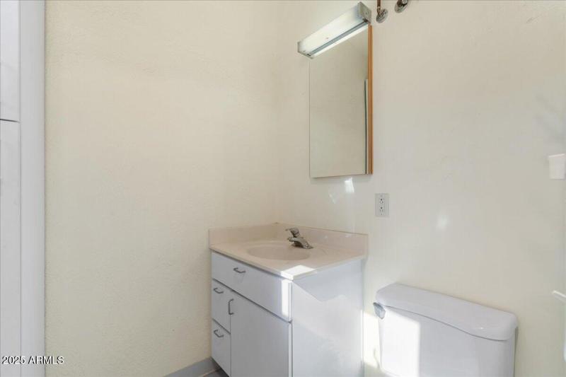 41-Bathroom