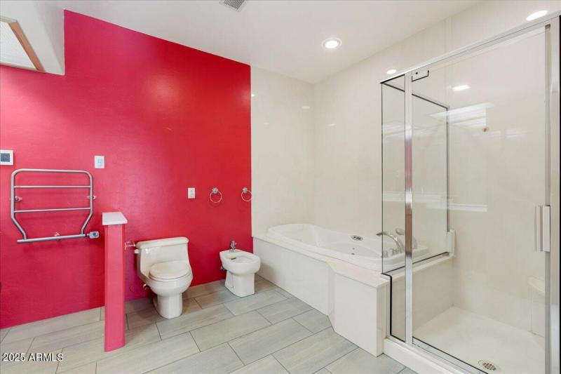 23-Primary Bathroom