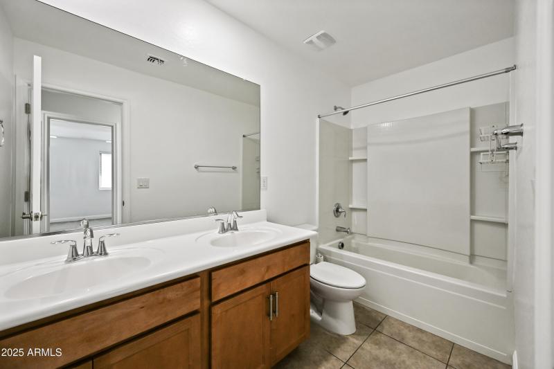 35-4831ST-ocupix-10-10-2025