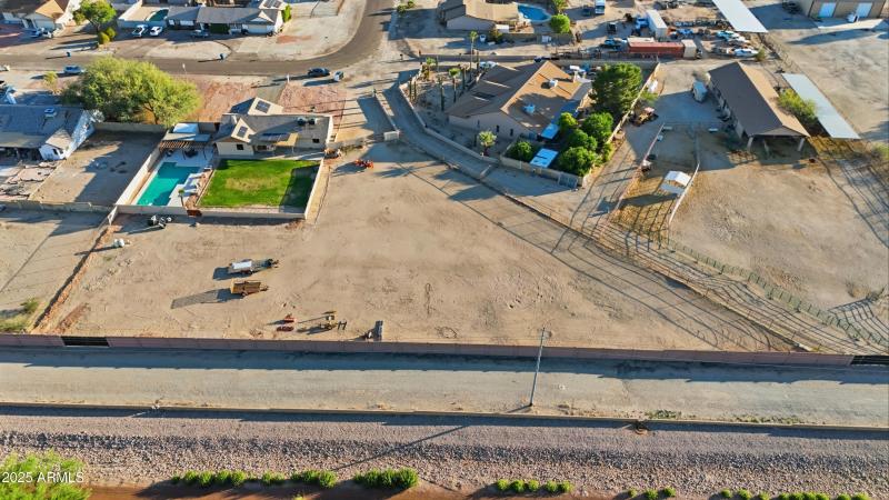 Aerials_22038_W_Hilton_Ave4