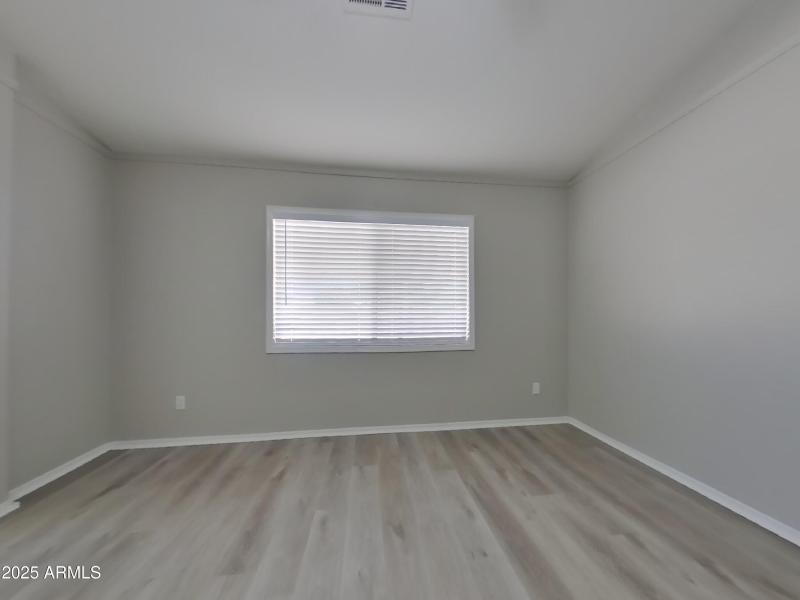 5_pc_Iug8uqCbi3_iUOCB1laZJ_layout_0