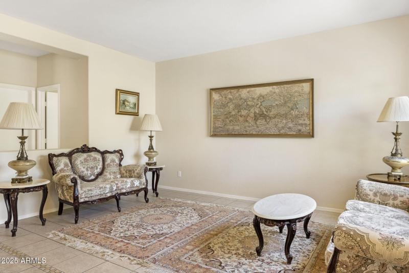 9025 S 6th St Phoenix - 220