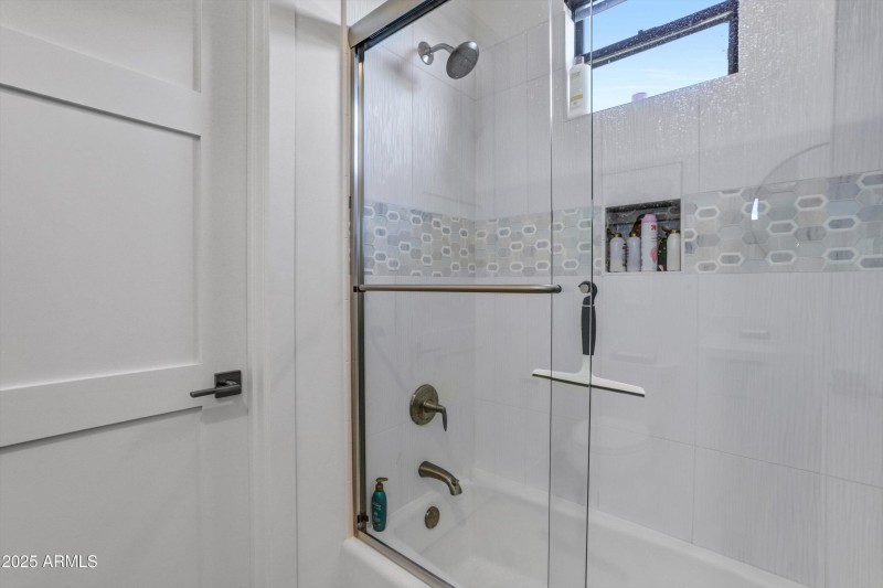 21-IMG_0106_07_08_09_10