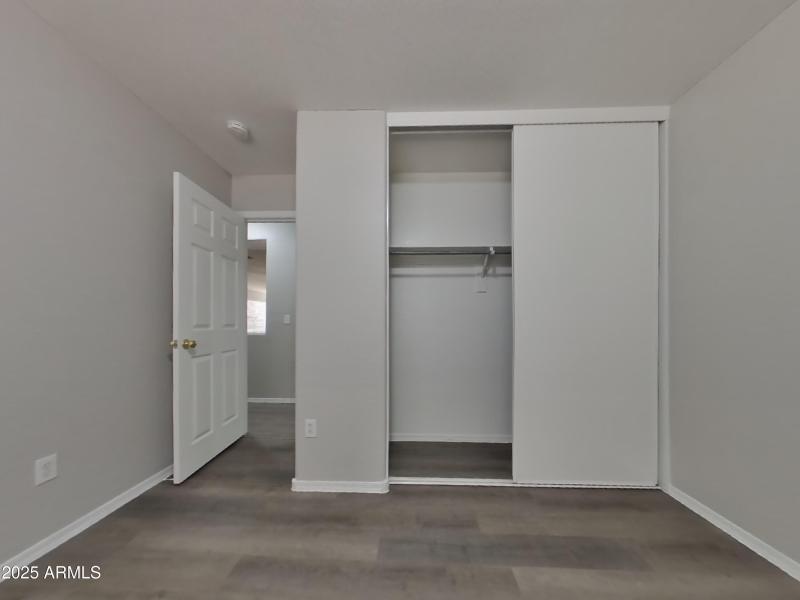 9_pc_Eahqsvti8L_ZluY6iM24E_layout_0