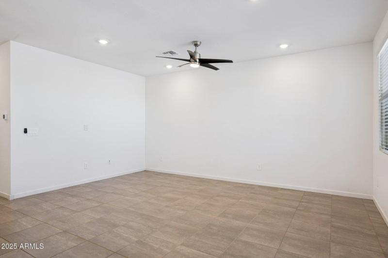 5-web-or-mls-4328-w-janie-st