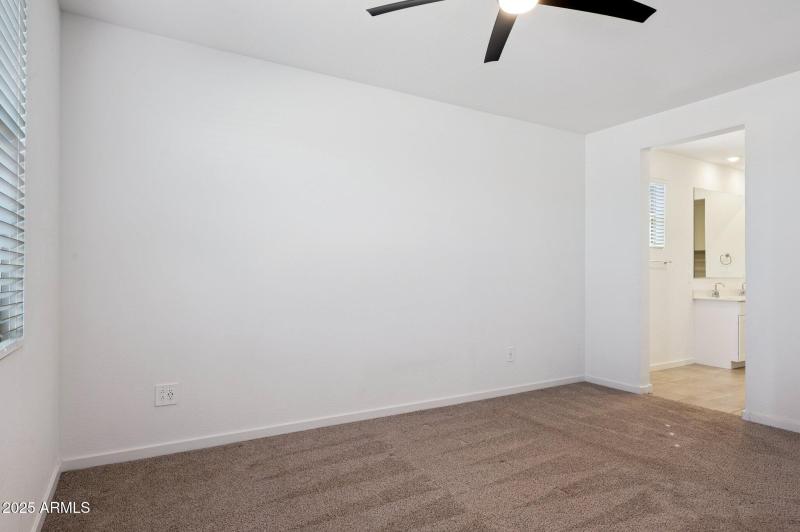 15-web-or-mls-4328-w-janie-st