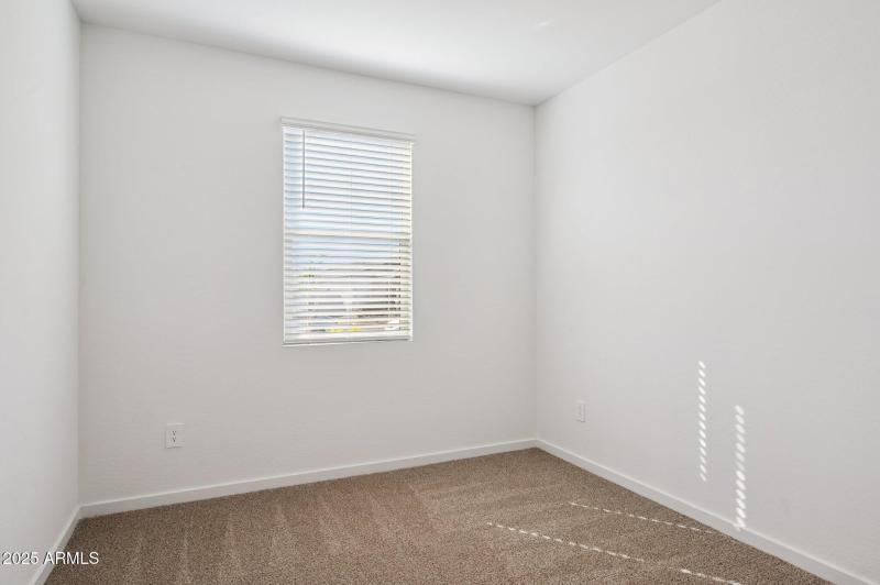 19-web-or-mls-4328-w-janie-st