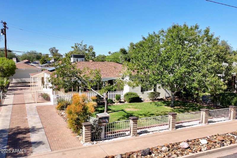 Welcome to Encanto North