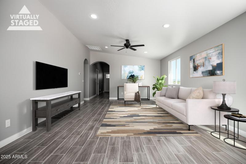 42761 W INDIANOLA AVE, Tonopah, AZ 85354