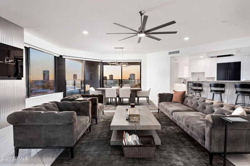 Crystal Point Penthouse-4