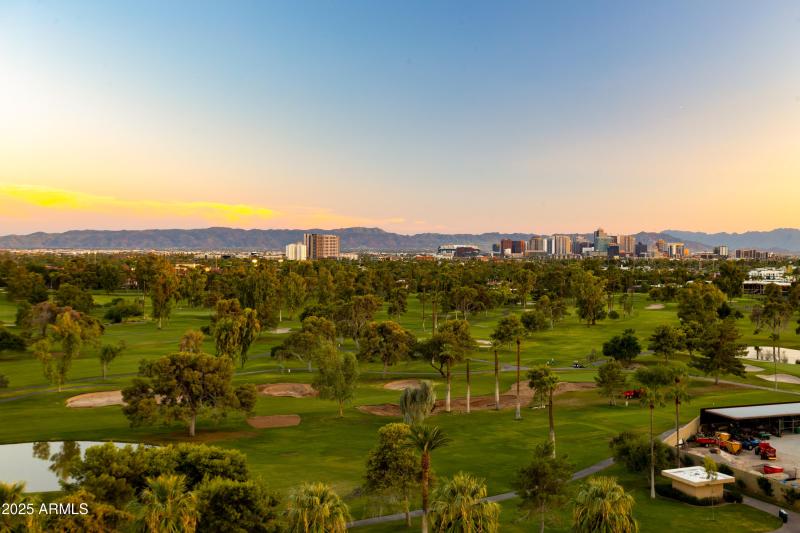 Crystal Point Penthouse-20