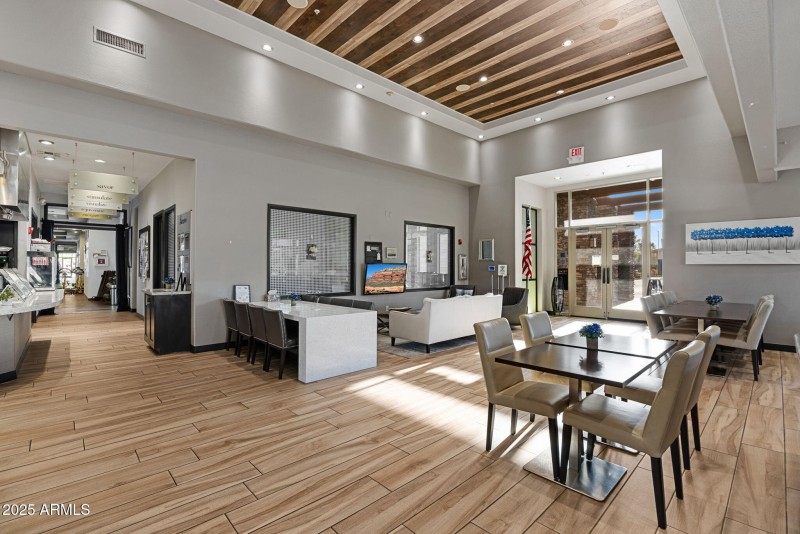 26-web-or-mls-19777-n-76th-st-3146