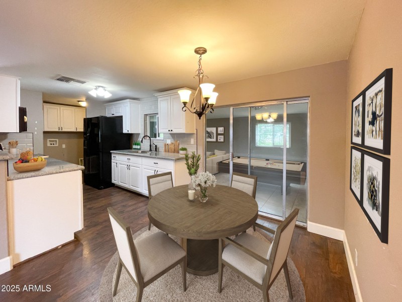 Dining - Kitchen (VS)