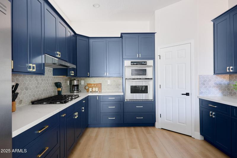 PropertyImageCo_3202EOrangeDr_WEB_21