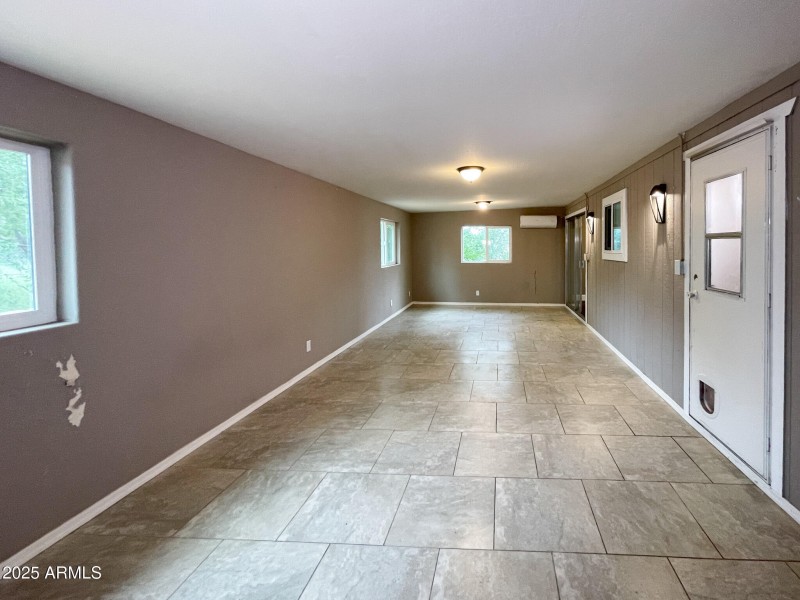 Enclosed Second AZ Room back (2)