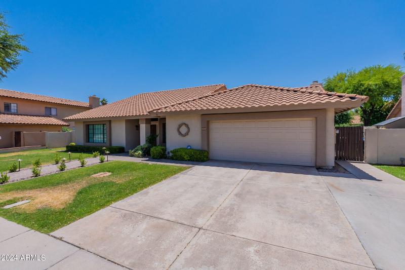 2-web-or-mls-Antiqua-2