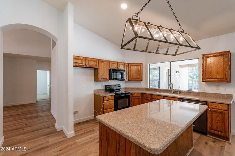 18-web-or-mls-Antiqua-18