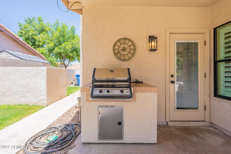 41-web-or-mls-Antiqua-41