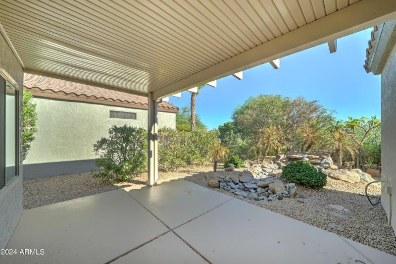 16457 W Rock Springs Ln-27