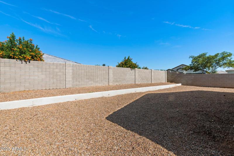 018___1042 W Avalon Canyon Dr