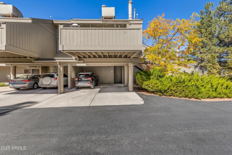 2600 Valley View Dr.114-3