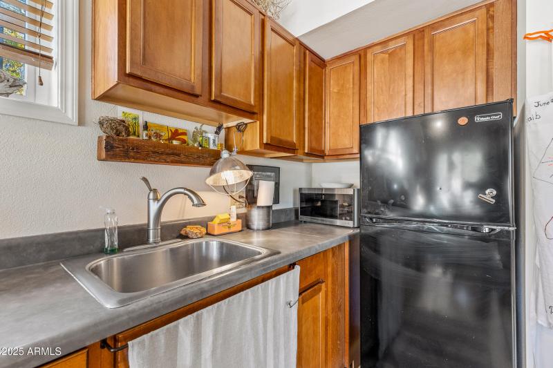 2600 Valley View Dr.114-11