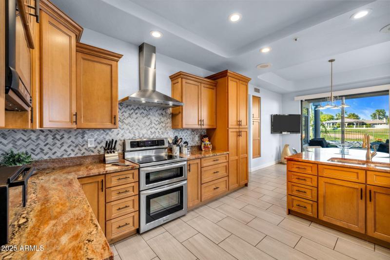 16-web-or-mls-896A0967