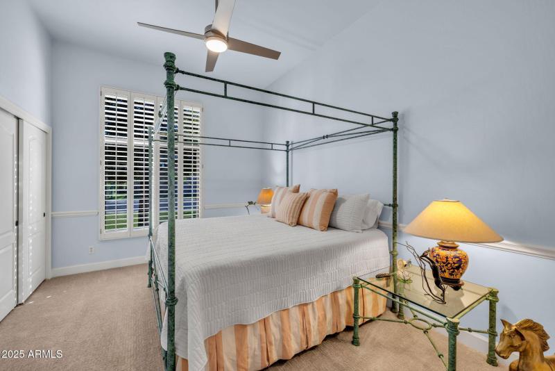 38-web-or-mls-896A1128