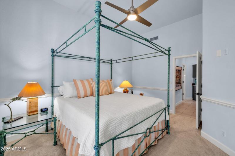 39-web-or-mls-896A1137