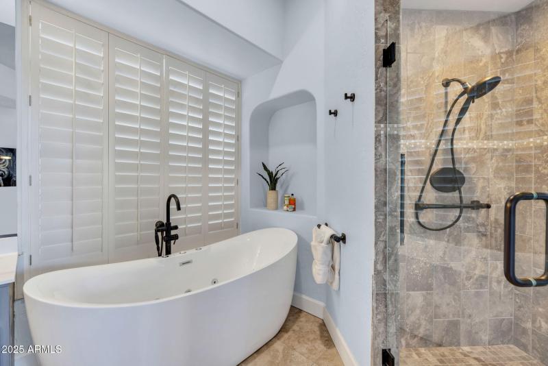 45-web-or-mls-896A1177