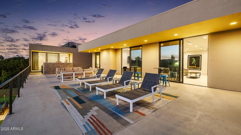 Ritz-Scottsdale-1-102