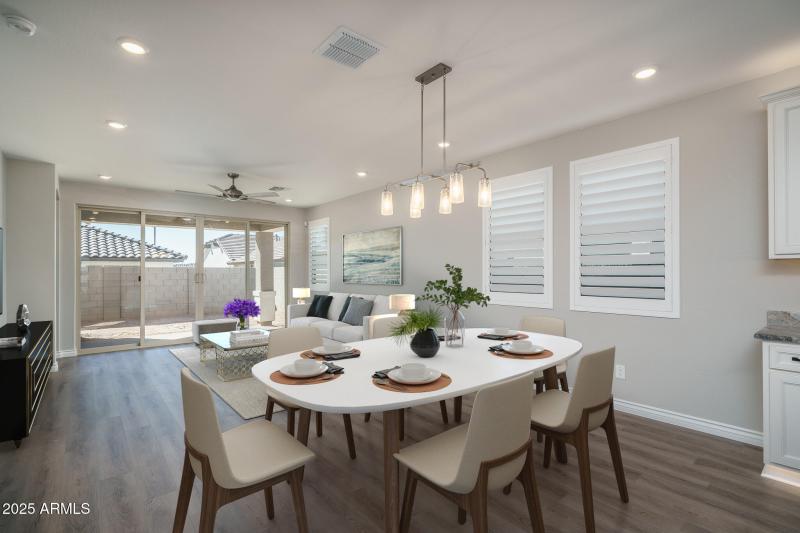 5VS) DINING TO GREAT ROOM