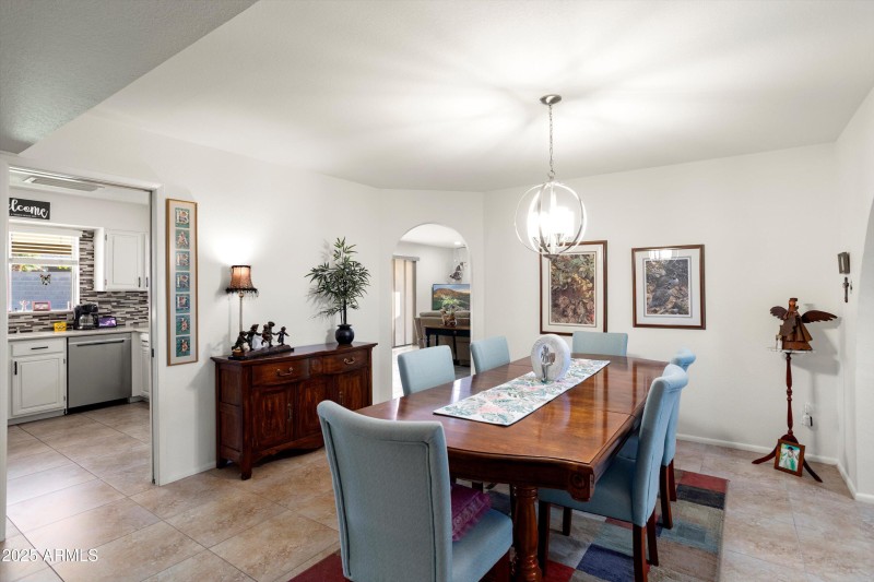 08-5951 W Campo Bello Dr