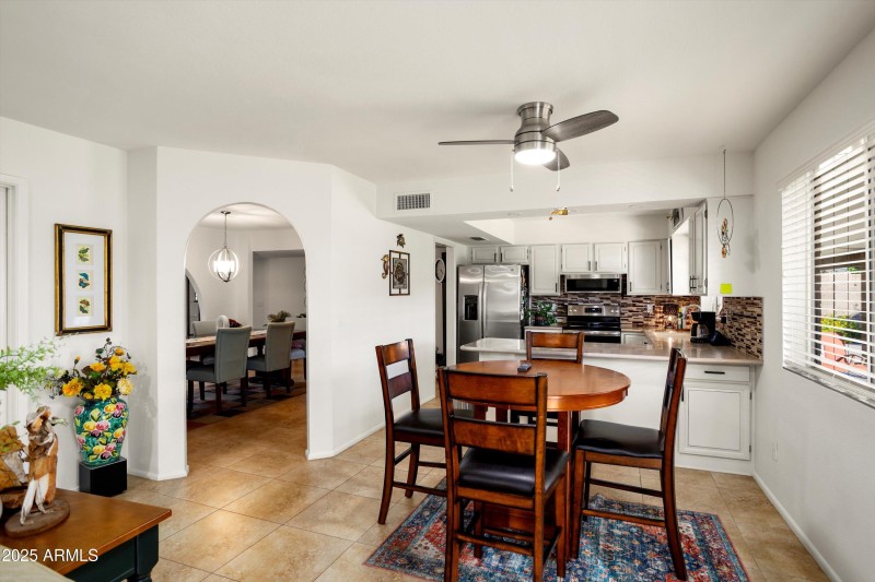 13-5951 W Campo Bello Dr