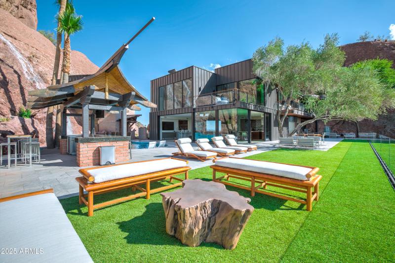 3A9A9357_58_59_60_61