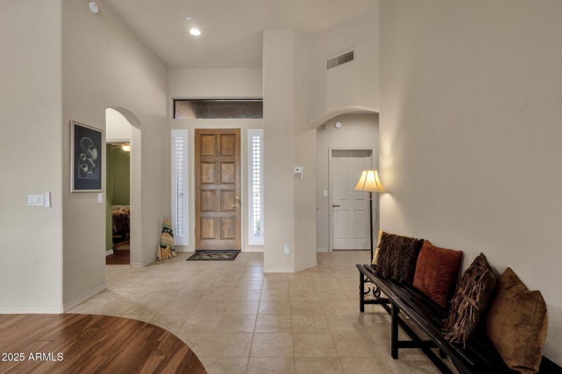 5-web-or-mls-19115-e-buckskin-dr