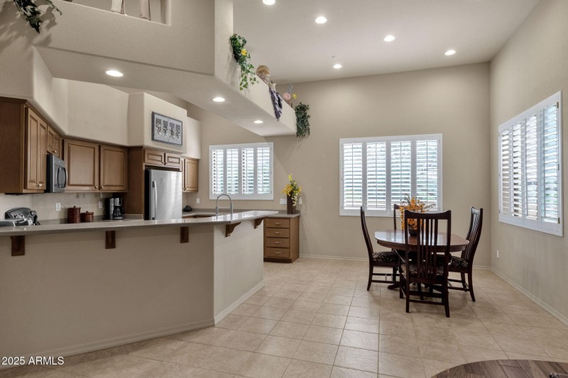 10-web-or-mls-19115-e-buckskin-dr