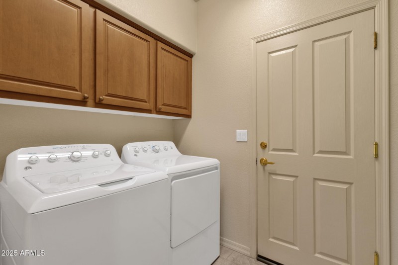 25-web-or-mls-19115-e-buckskin-dr