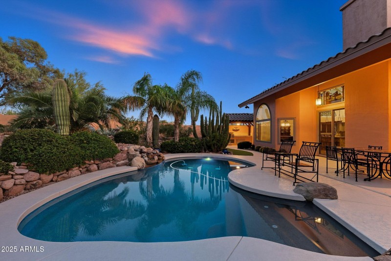 119-web-or-mls-Open Sky-twilight-23