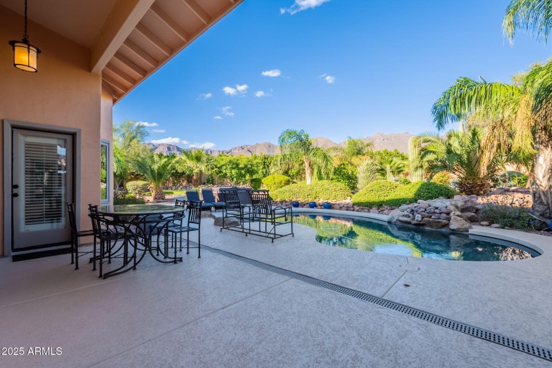 52-web-or-mls-Open Sky-52