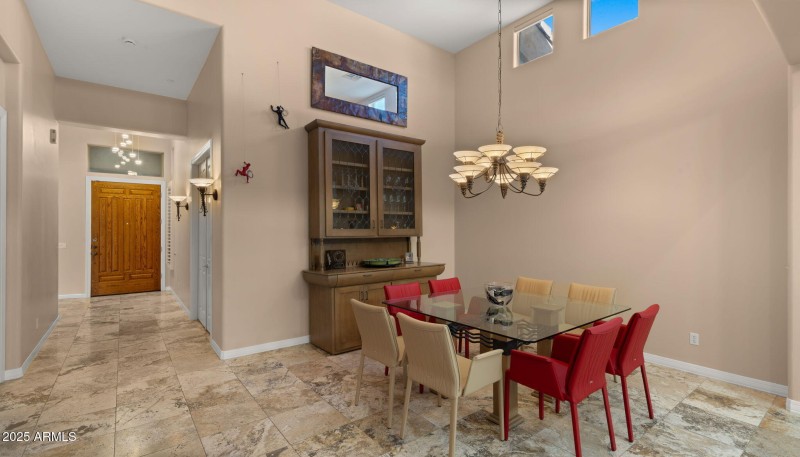 8-web-or-mls-Dining Room1