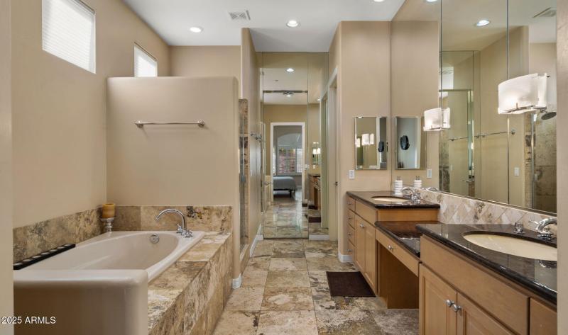 31-web-or-mls-Primary Bedroom4