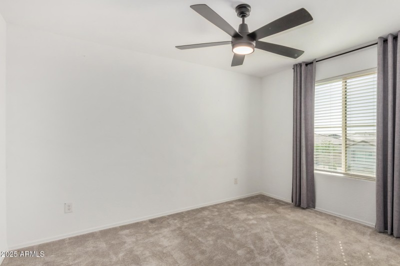 27 - Desert Fairways